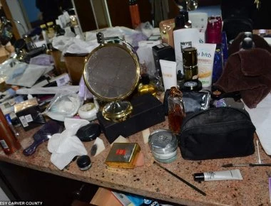 Ανατριχιαστικές φωτογραφίες από το σπίτι όπου πέθανε ο Prince